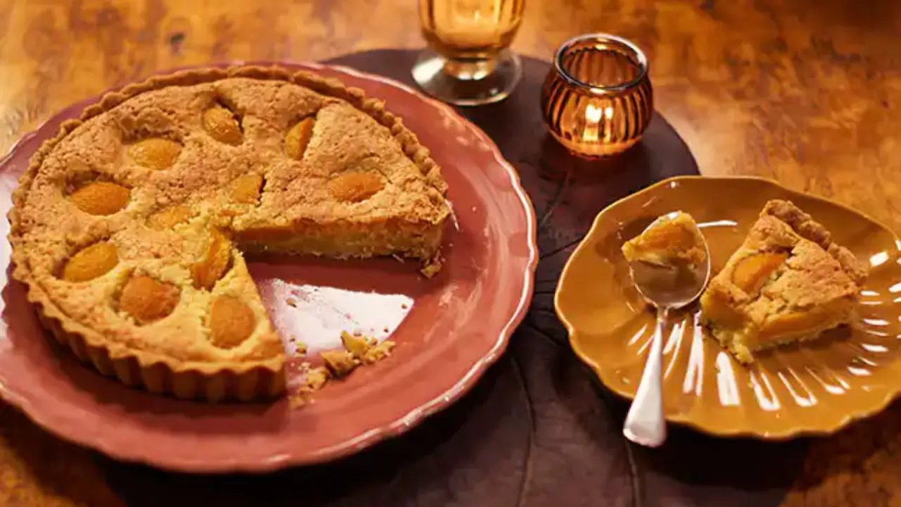 Torta de pêssego conheça 10 receitas deliciosas dessa iguaria