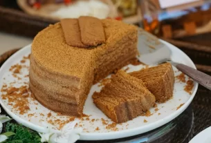 Torta de biscoito aprenda 10 receitas saborosas