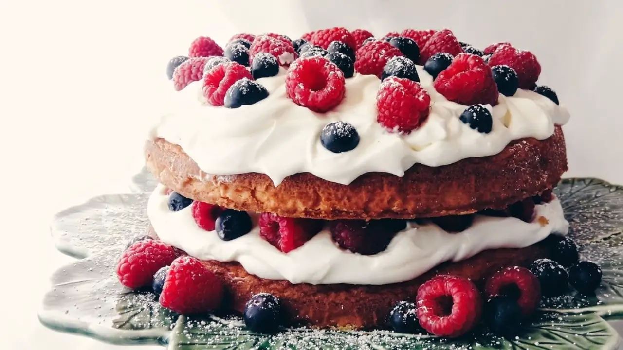 bolo de framboesa 10 receitas para fazer em casa