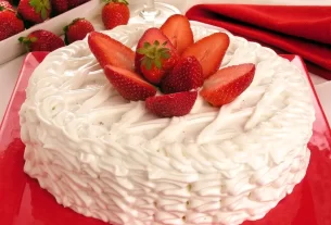 bolo com glacê 10 receitas super fáceis de fazer