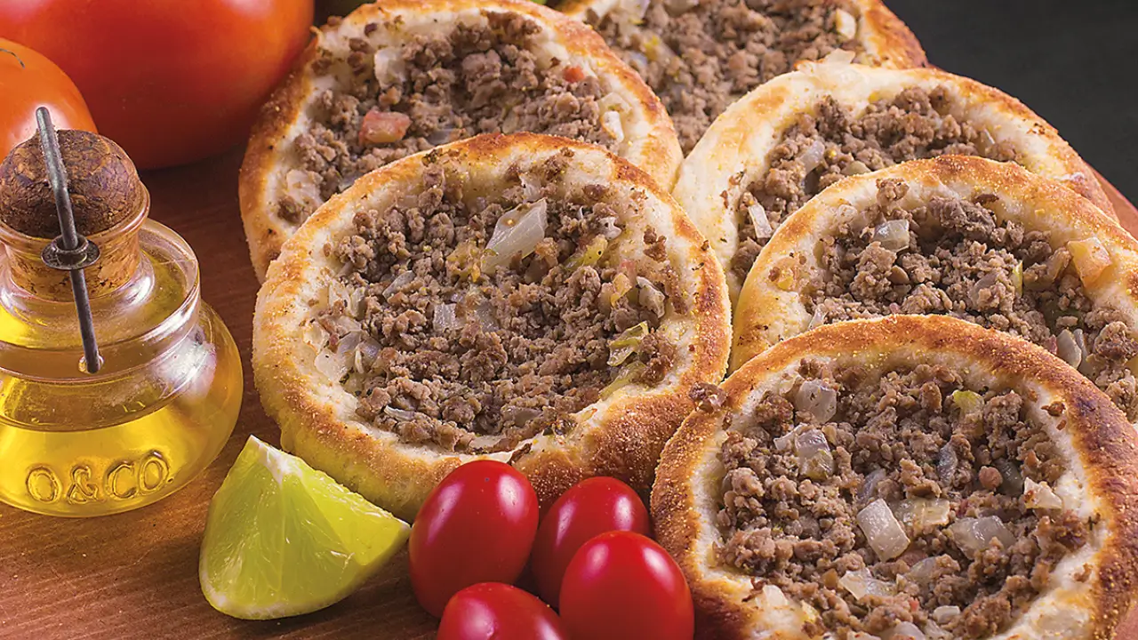 Esfirras: 10 Receitas Deliciosas para Você Aprender a Fazer em Casa e se Apaixonar por Cada Mordida