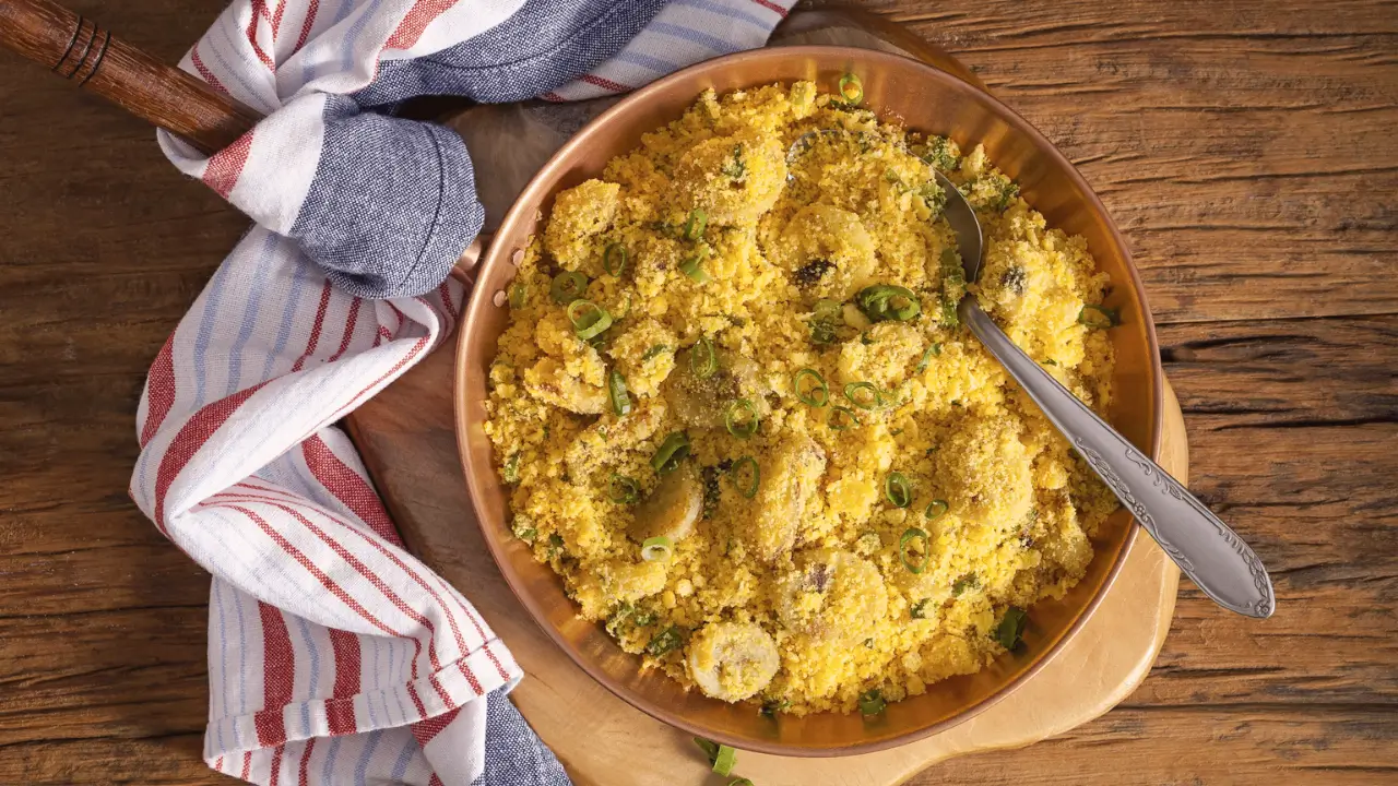 Farofa: Conheça Diversas Receitas desse Prato Simples que Complementa o Almoço da Família